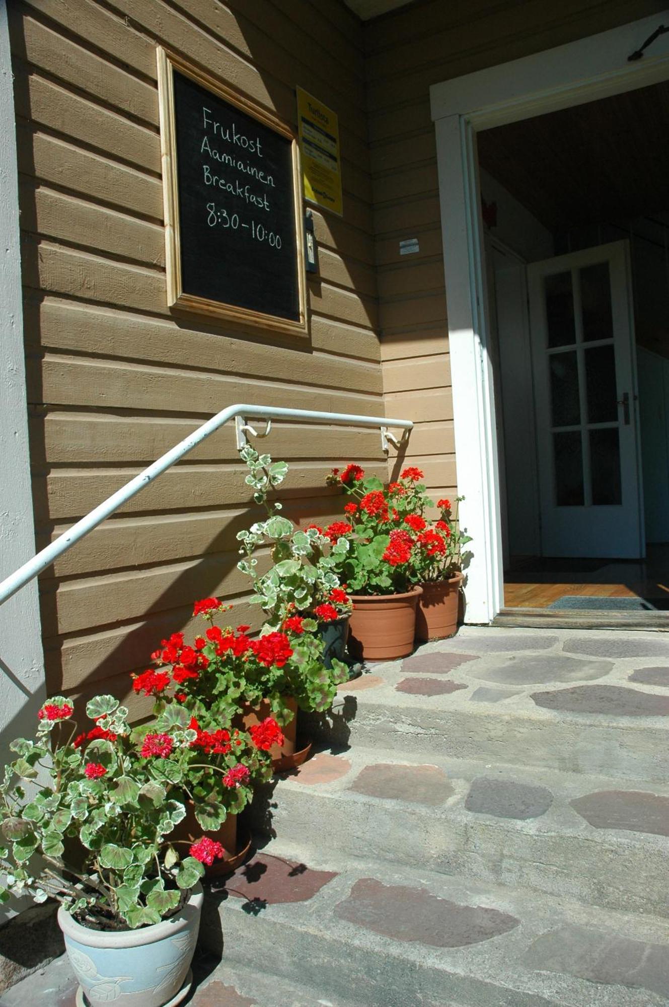 Gaestgard Christiansund Hotel เอคเกโร ภายนอก รูปภาพ